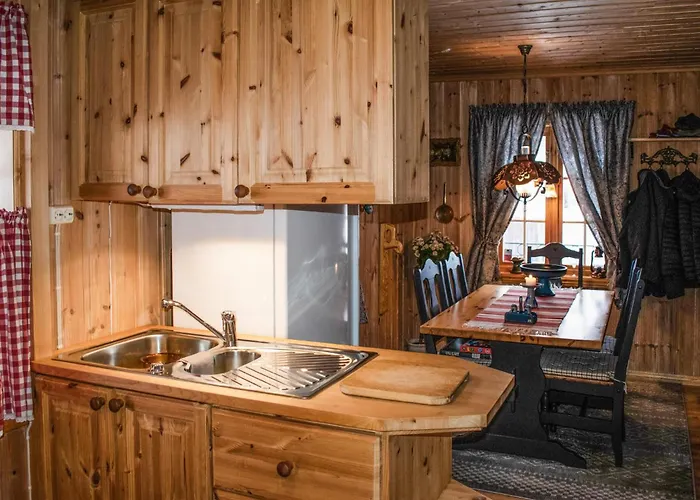 3 Bedroom Beautiful In Gjesasen *
